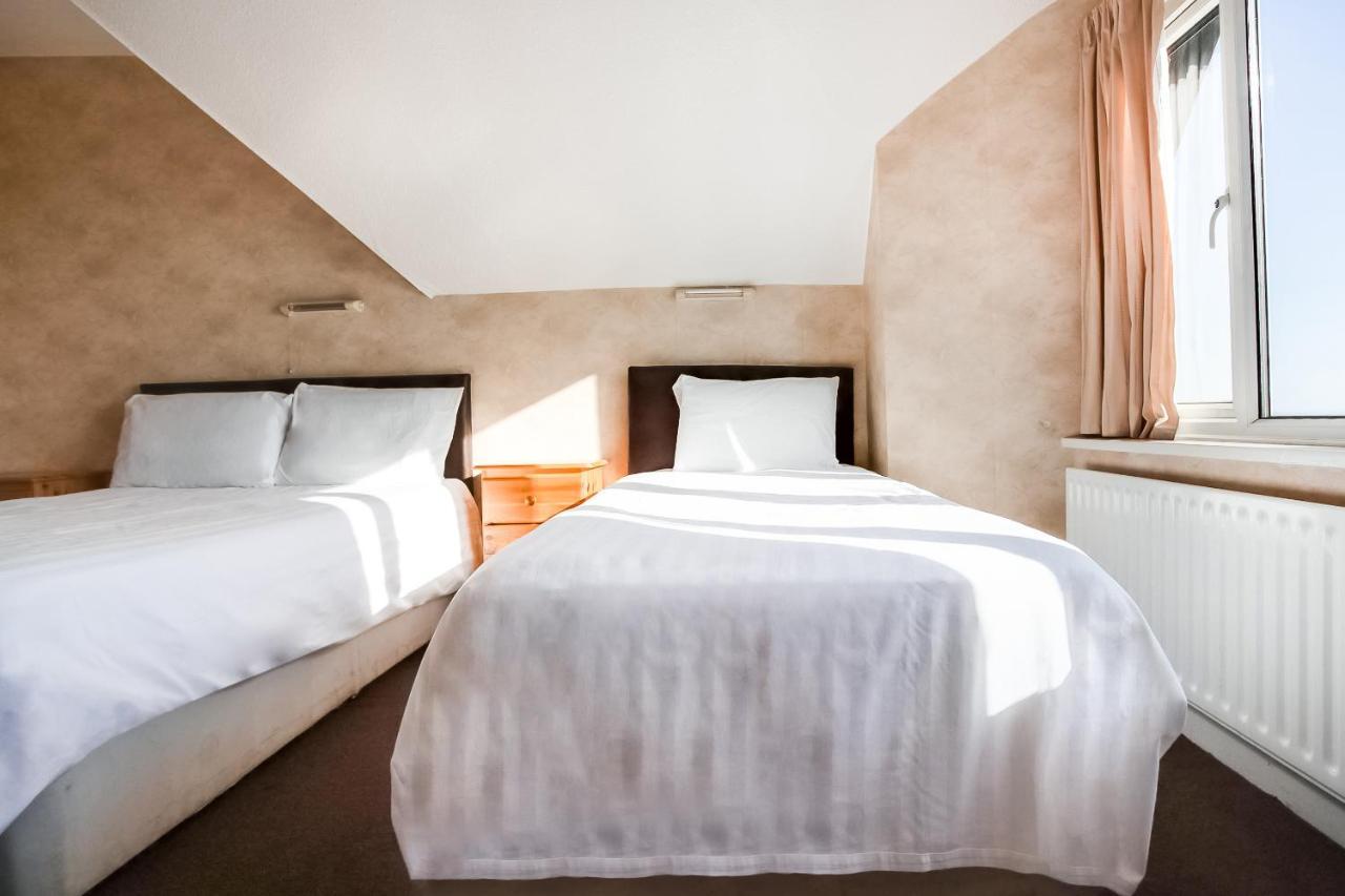 Oyo Grosvenor House Hotel Skegness Bagian luar foto