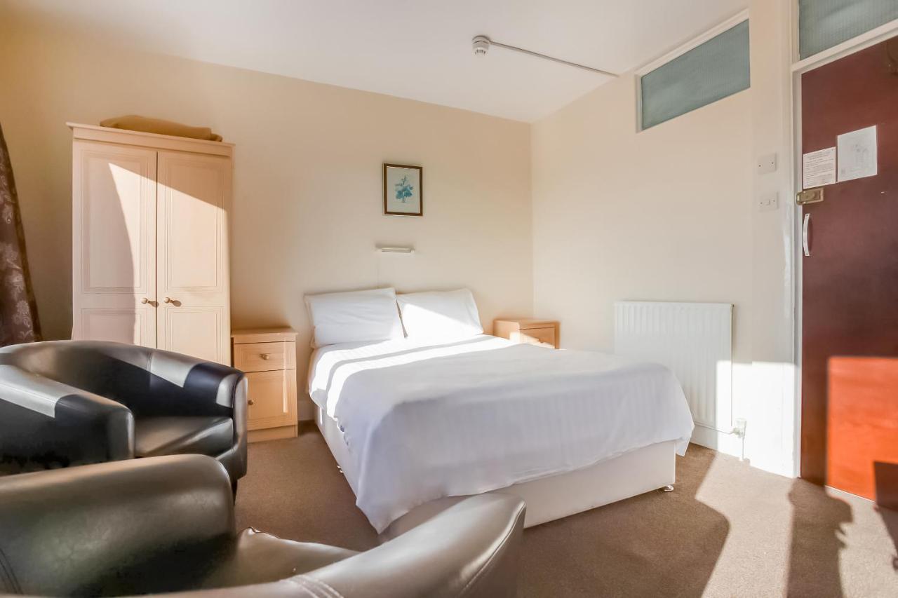 Oyo Grosvenor House Hotel Skegness Bagian luar foto