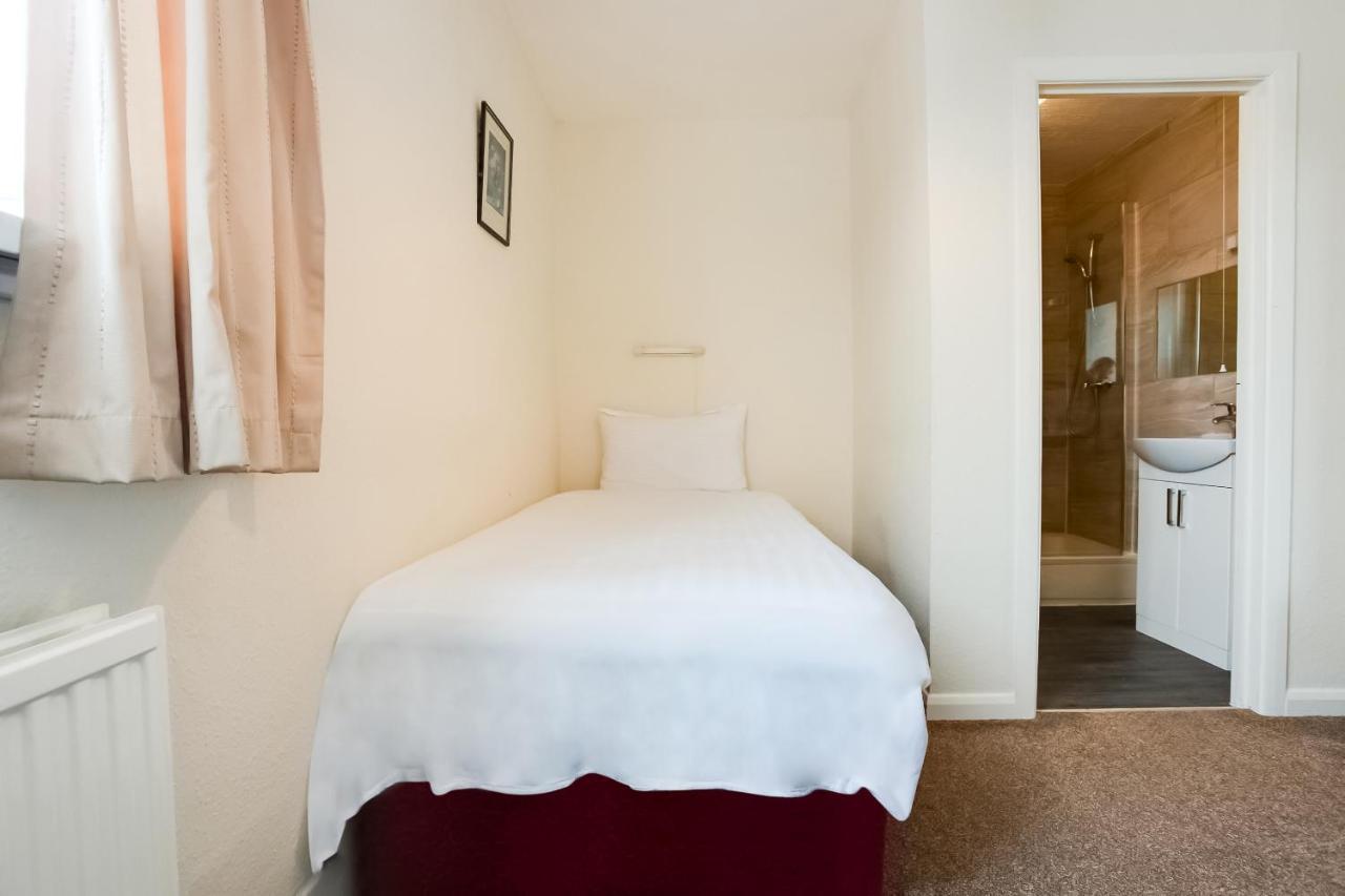 Oyo Grosvenor House Hotel Skegness Bagian luar foto