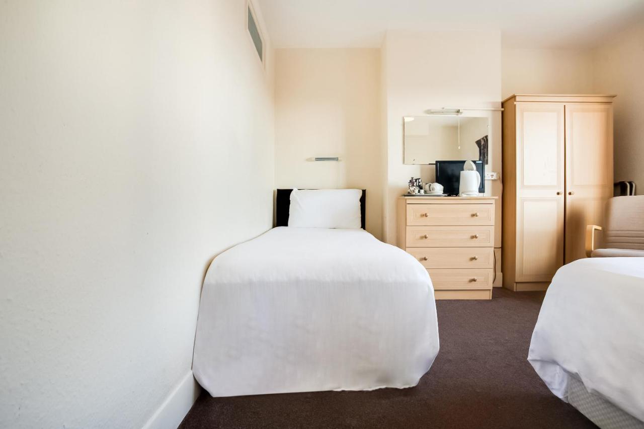 Oyo Grosvenor House Hotel Skegness Bagian luar foto